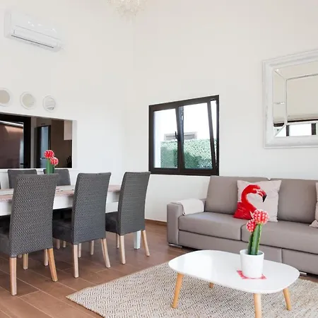 Villa Vip Golf 2 *